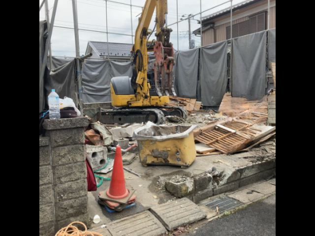 木造２階建て解体工事(千葉県千葉市中央区蘇我)工事中の様子です。